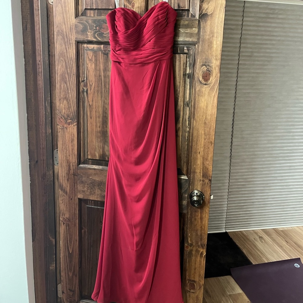 Azazie Ivy Dress - Size 6 - Burgundy